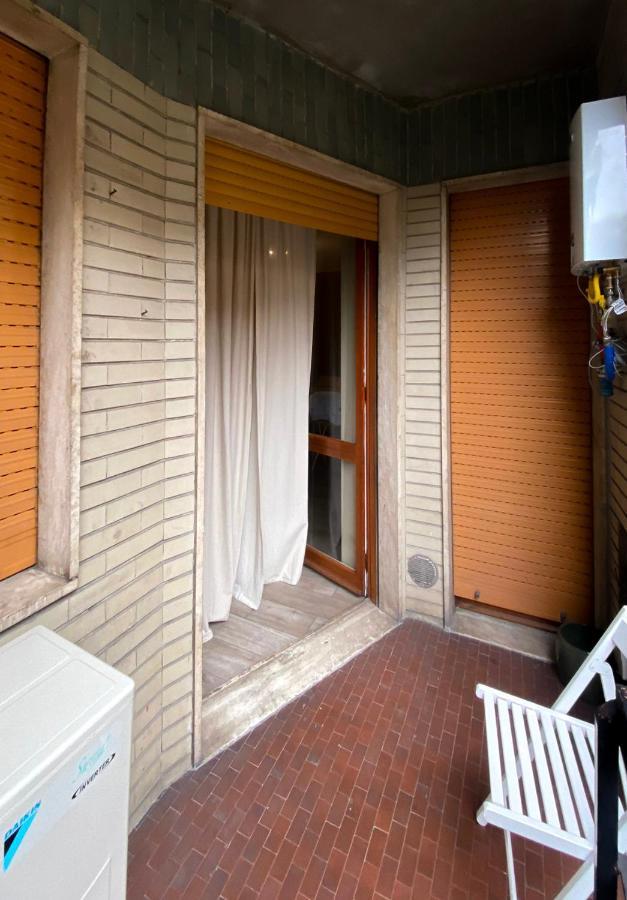 Appartamento Kosta Mailand Exterior foto